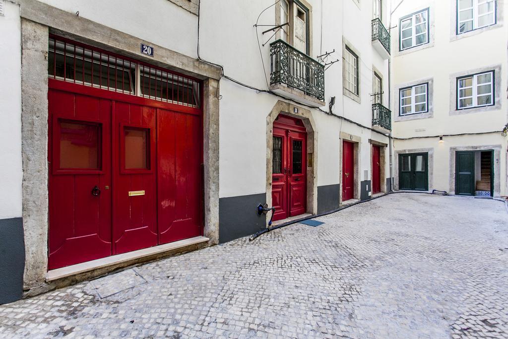 The Love Tram Apartment Lisbon Bagian luar foto