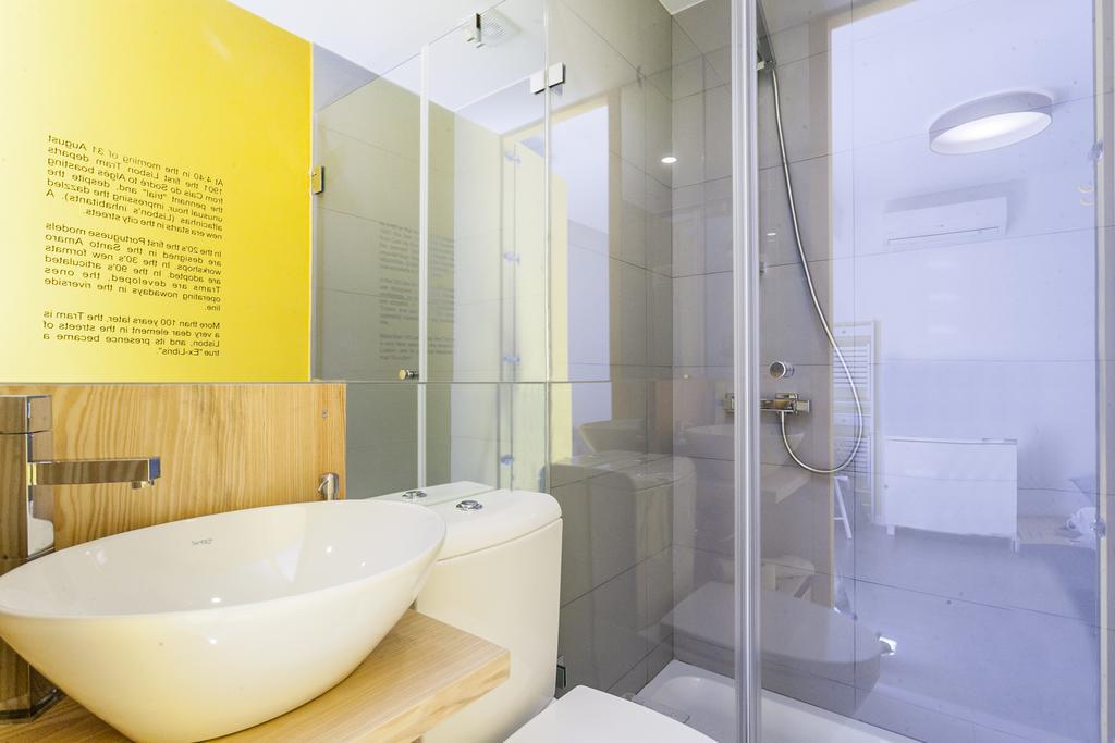 The Love Tram Apartment Lisbon Bagian luar foto